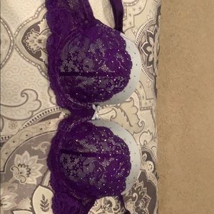 Victoria’s Secret bra